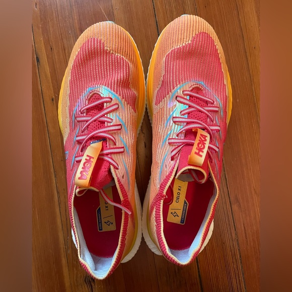 HOKA Cielo X1 M11/W12 orange **worn once** - Picture 3 of 6